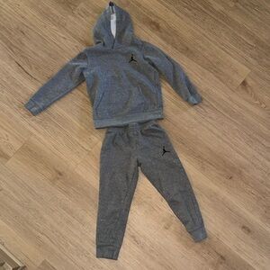 Jordan MJ Essentials fleece set